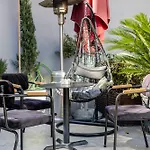Vila88 Ad Apartment